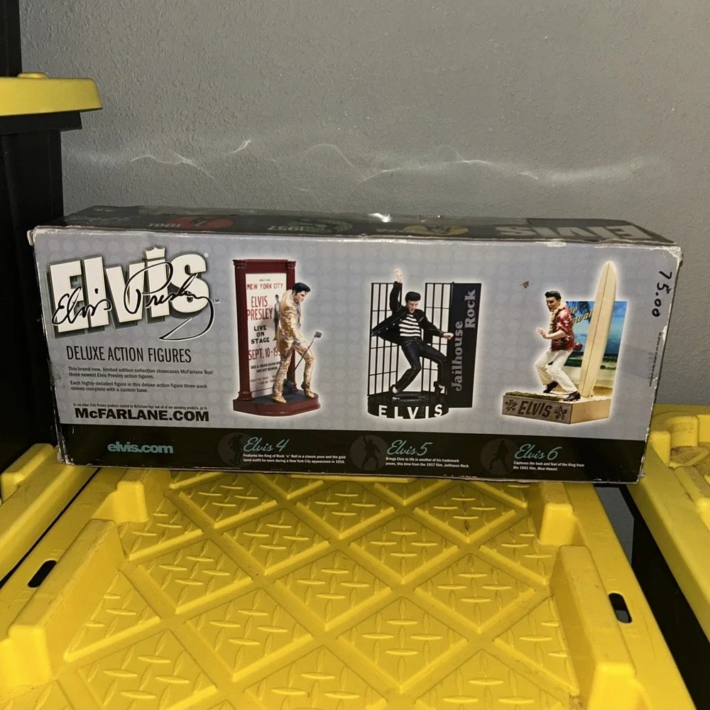 NEW Elvis Presley Deluxe Action Figures 3-Pack: 1956, 1957, 1961 -McFarlane Toys